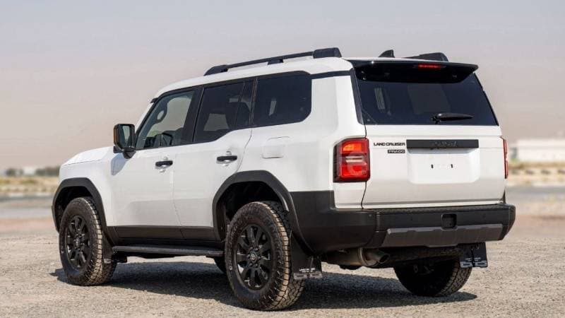 2024 Toyota Prado ADVENTURE thumbnail 5