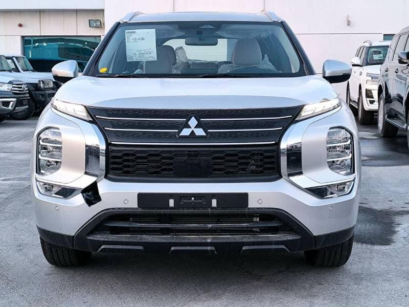2025 Mitsubishi Outlander GLX MIDLINE thumbnail 2