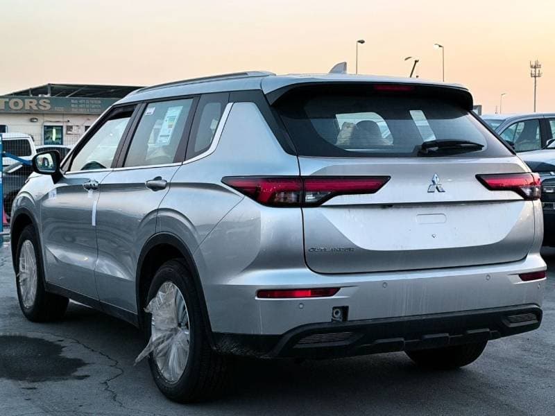 2025 Mitsubishi Outlander GLX MIDLINE thumbnail 5