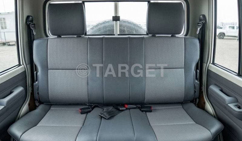 2025 Toyota Land Cruiser Pick Up thumbnail 8