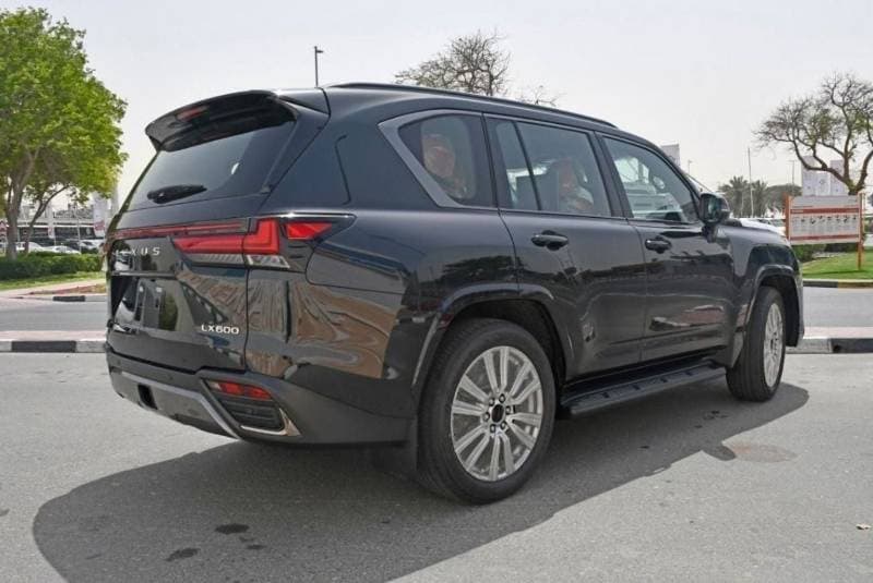 2025 Lexus LX600 VIP thumbnail 7