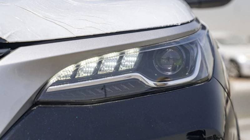 2024 Toyota Fortuner GX2 thumbnail 4
