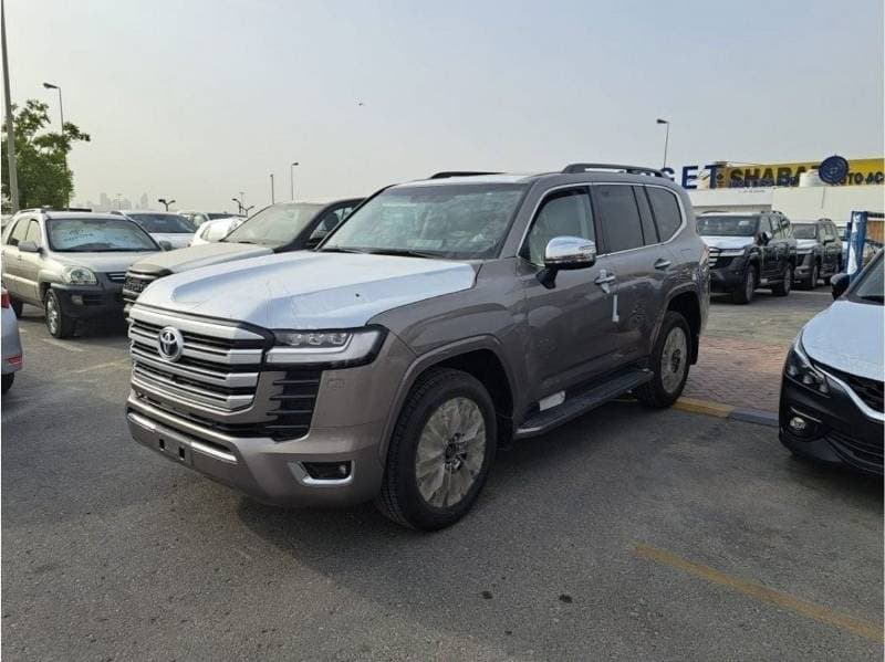 2025 Toyota Land Cruiser VXR