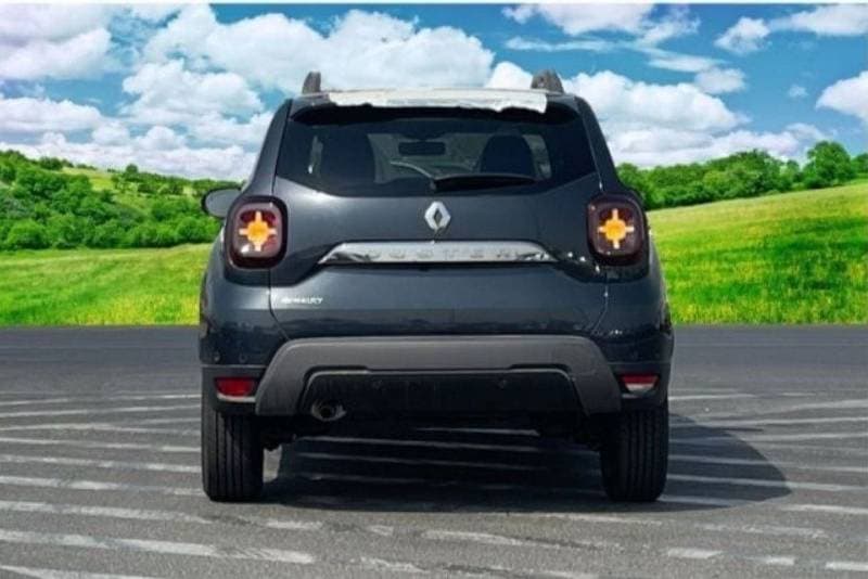 2023 Renault Duster LE thumbnail 5