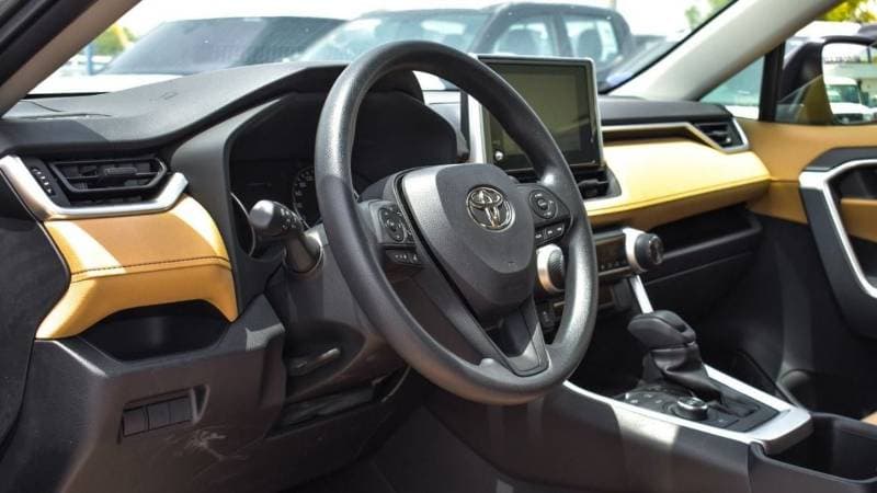 2023 Toyota RAV4 VXR HEV thumbnail 6