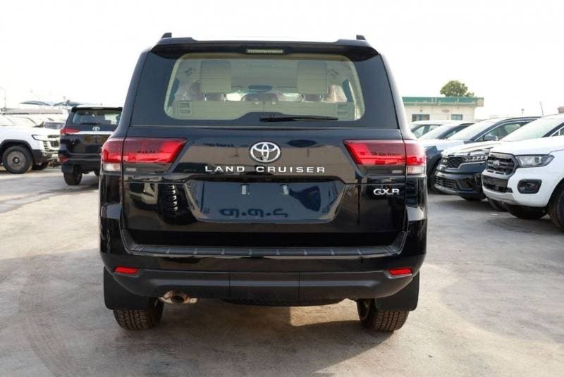 2023 Toyota Land Cruiser GXR thumbnail 4