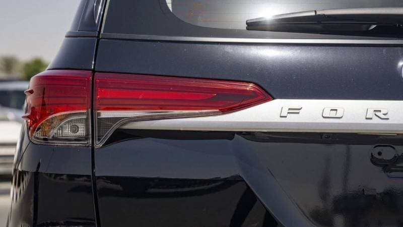 2024 Toyota Fortuner GX2 thumbnail 6