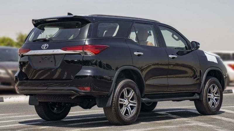 2024 Toyota Fortuner GX2 thumbnail 5