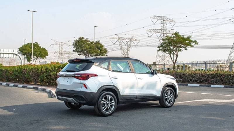 2023 Kia Seltos EX thumbnail 3