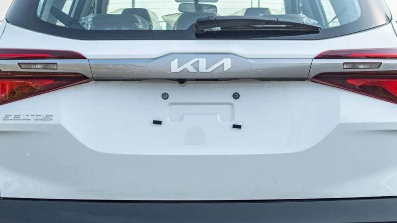 2023 Kia Seltos EX thumbnail 4