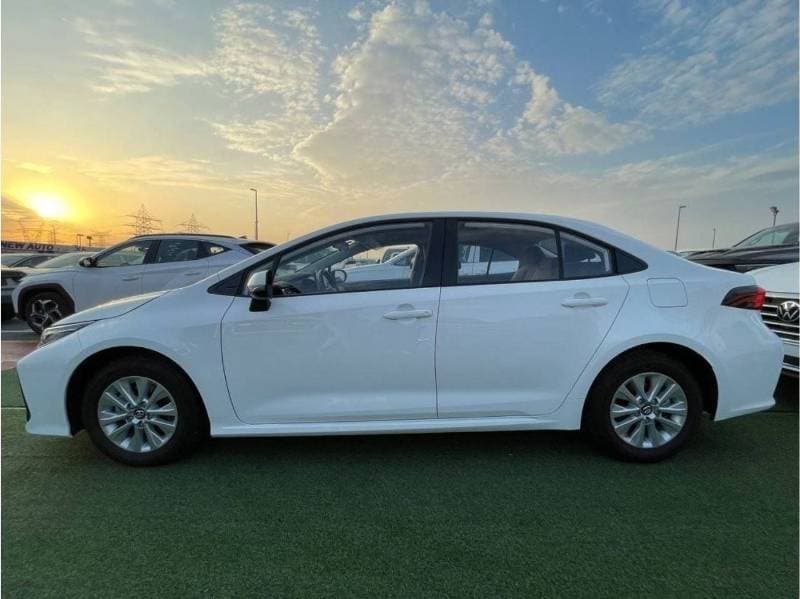 2022 Toyota Corolla XLI EXECUTIVE thumbnail 5