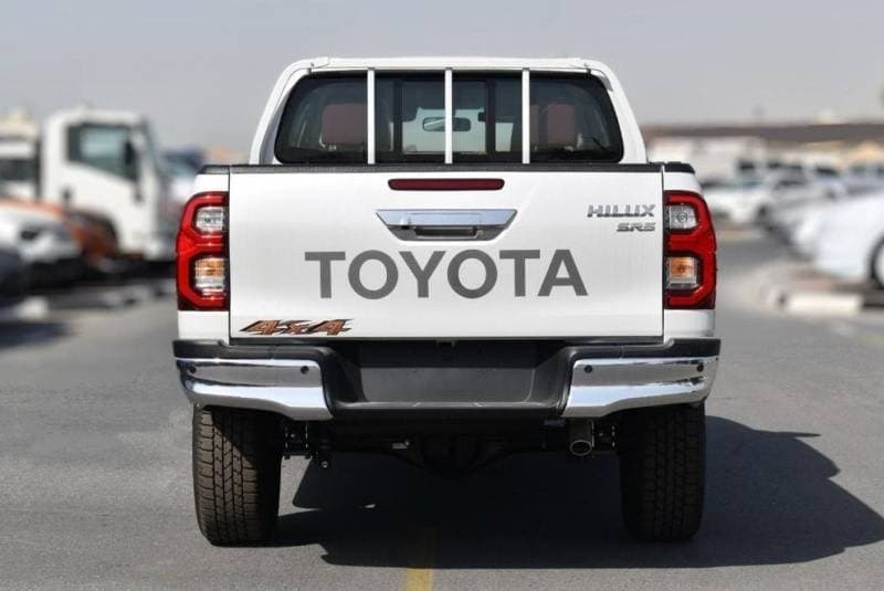 2023 Toyota Hilux SGLX thumbnail 5