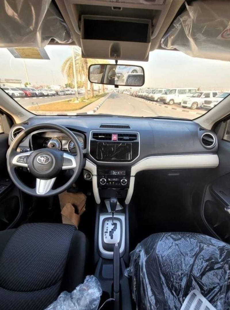 2023 Toyota Rush GX thumbnail 8