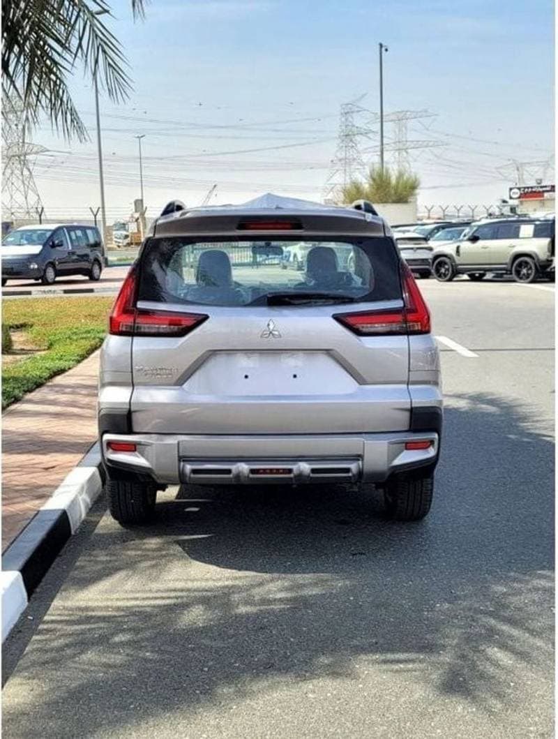 2024 Mitsubishi Xpander HIGH LINE thumbnail 4