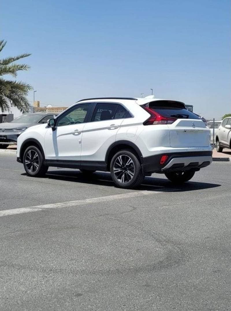 2024 Mitsubishi Eclipse thumbnail 7