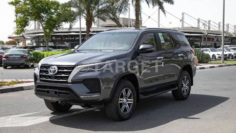 2023 Toyota Fortuner EXR thumbnail 3