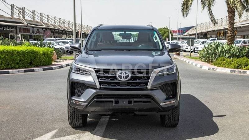 2023 Toyota Fortuner EXR thumbnail 4