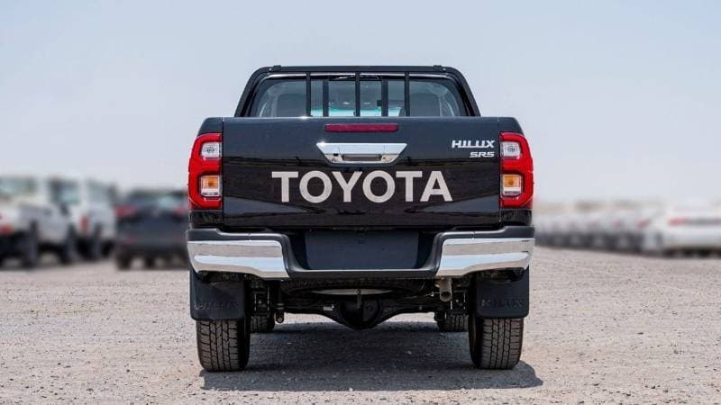 2024 Toyota Hilux SGLX thumbnail 6