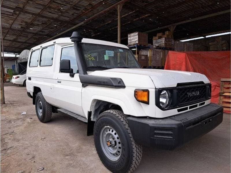 2024 Toyota Land Cruiser 70 LC 78 HARDTOP 2.8L AT