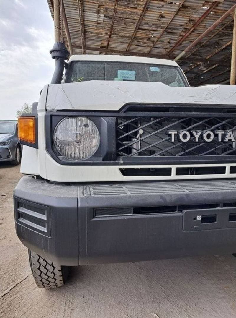 2024 Toyota Land Cruiser 70 LC 78 HARDTOP 2.8L AT thumbnail 6