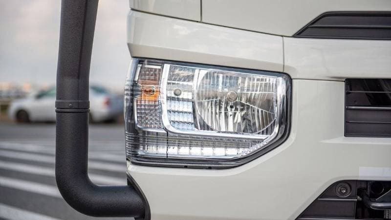 2024 Toyota Coaster thumbnail 5