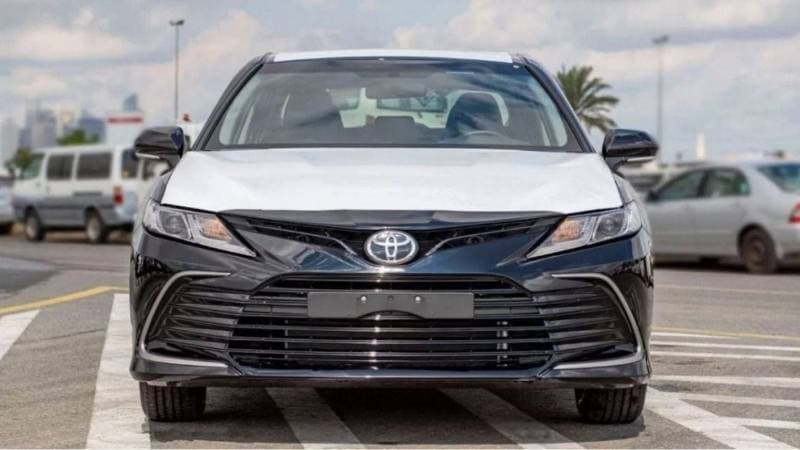2023 Toyota Camry LE thumbnail 2
