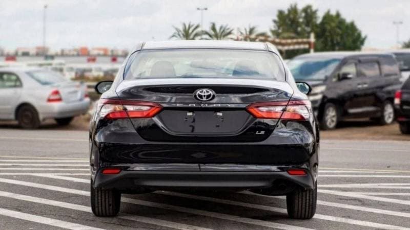 2023 Toyota Camry LE thumbnail 7
