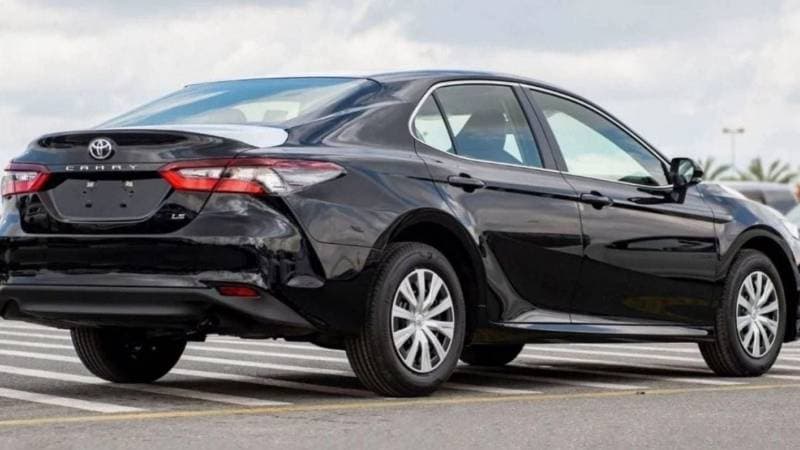 2023 Toyota Camry LE thumbnail 8
