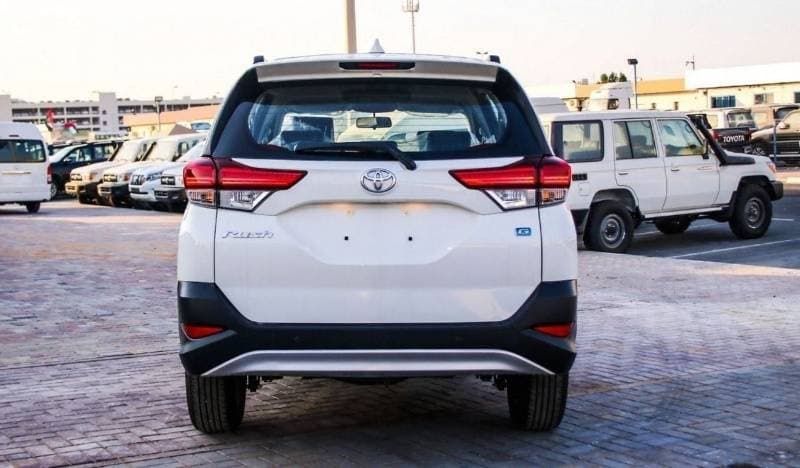 2024 Toyota Rush EX thumbnail 5