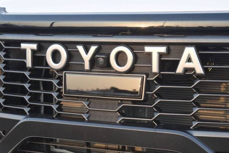 2024 Toyota Hilux GR SPORT thumbnail 7
