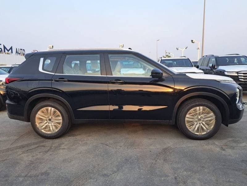 2023 Mitsubishi Outlander GLX MIDLINE thumbnail 4