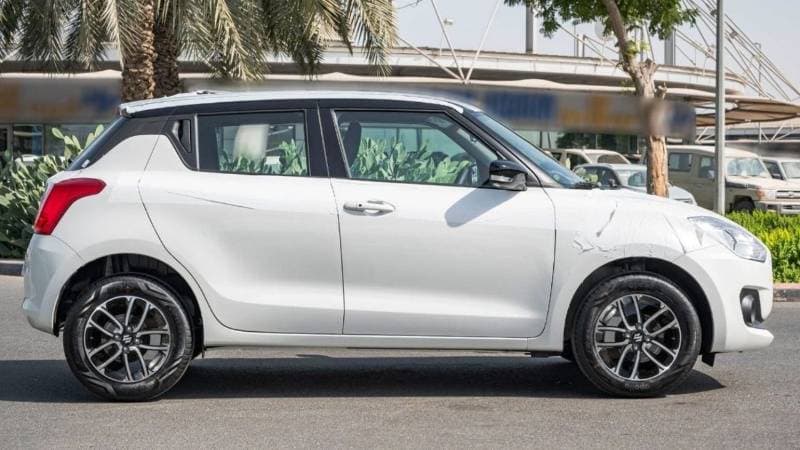 2023 Suzuki Swift GLX thumbnail 4