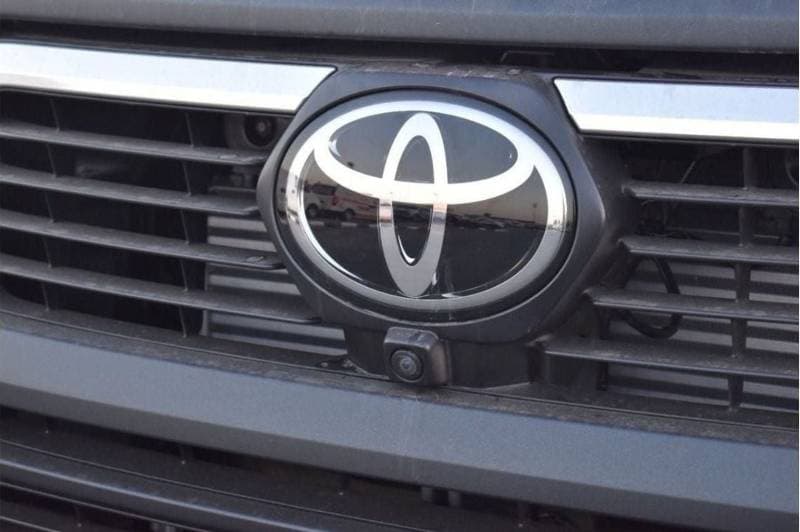 2024 Toyota Hilux ADVENTURE thumbnail 3
