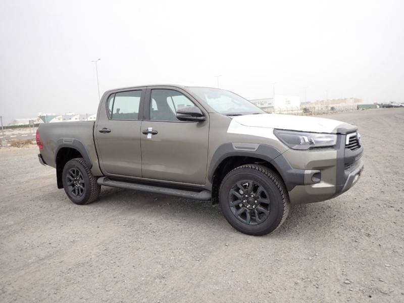 2024 Toyota Hilux ADVENTURE thumbnail 3