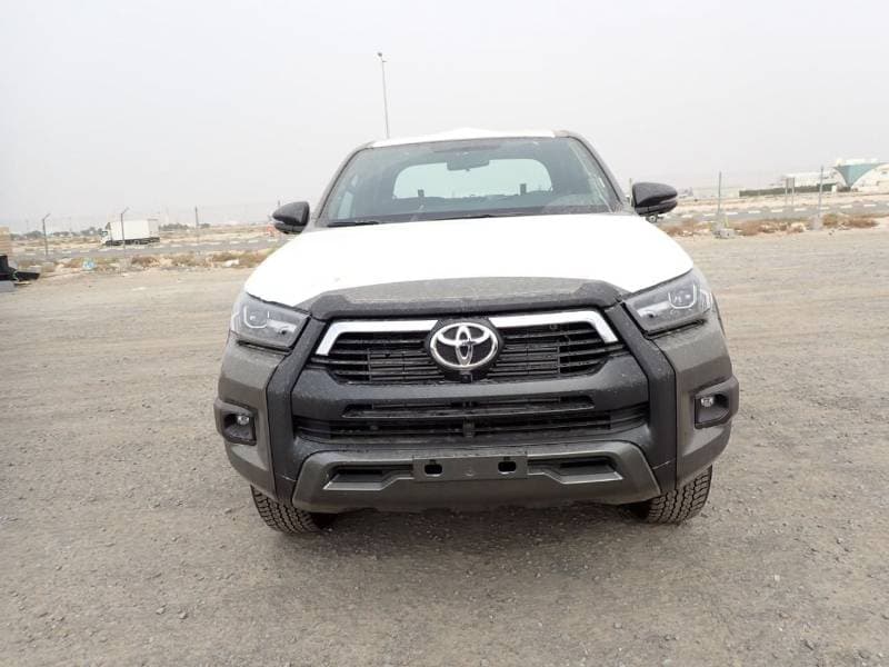 2024 Toyota Hilux ADVENTURE thumbnail 4