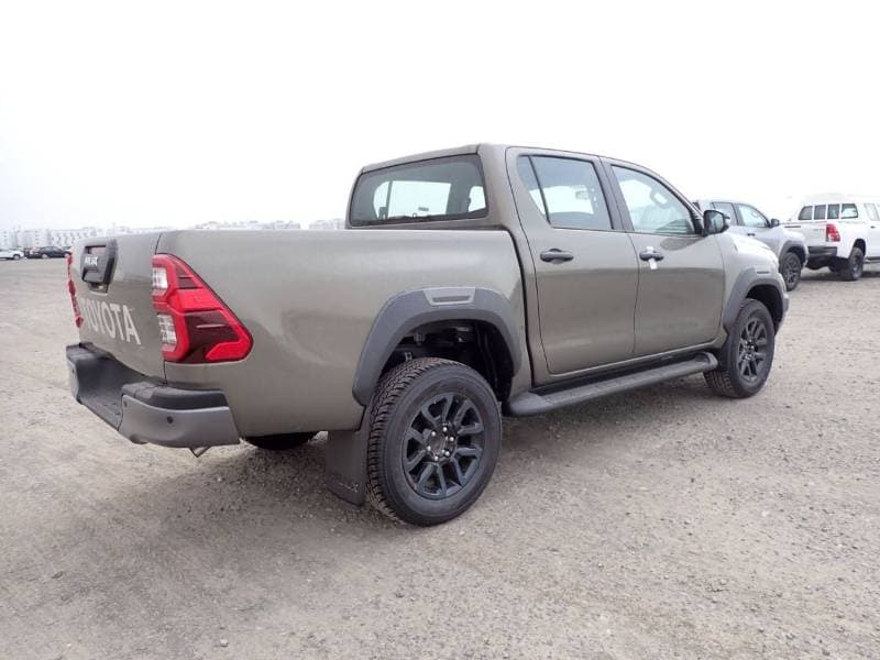 2024 Toyota Hilux ADVENTURE thumbnail 5