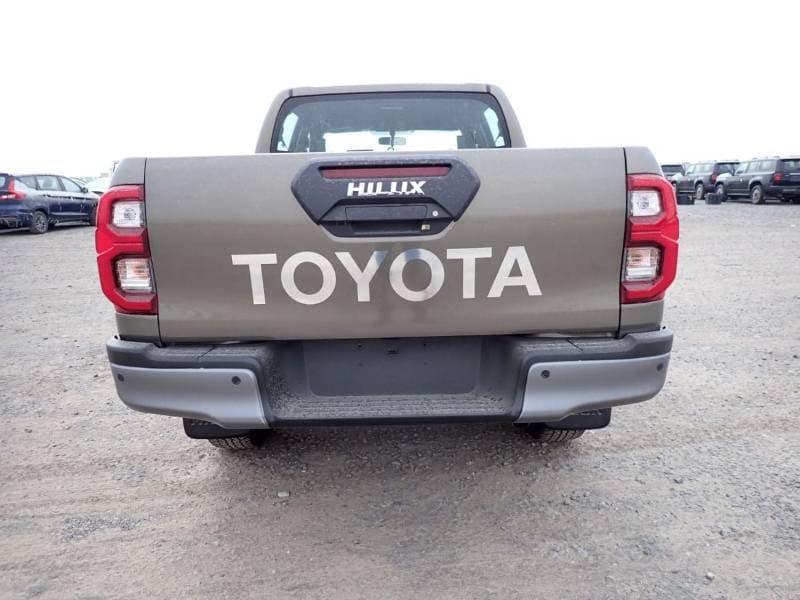 2024 Toyota Hilux ADVENTURE thumbnail 6