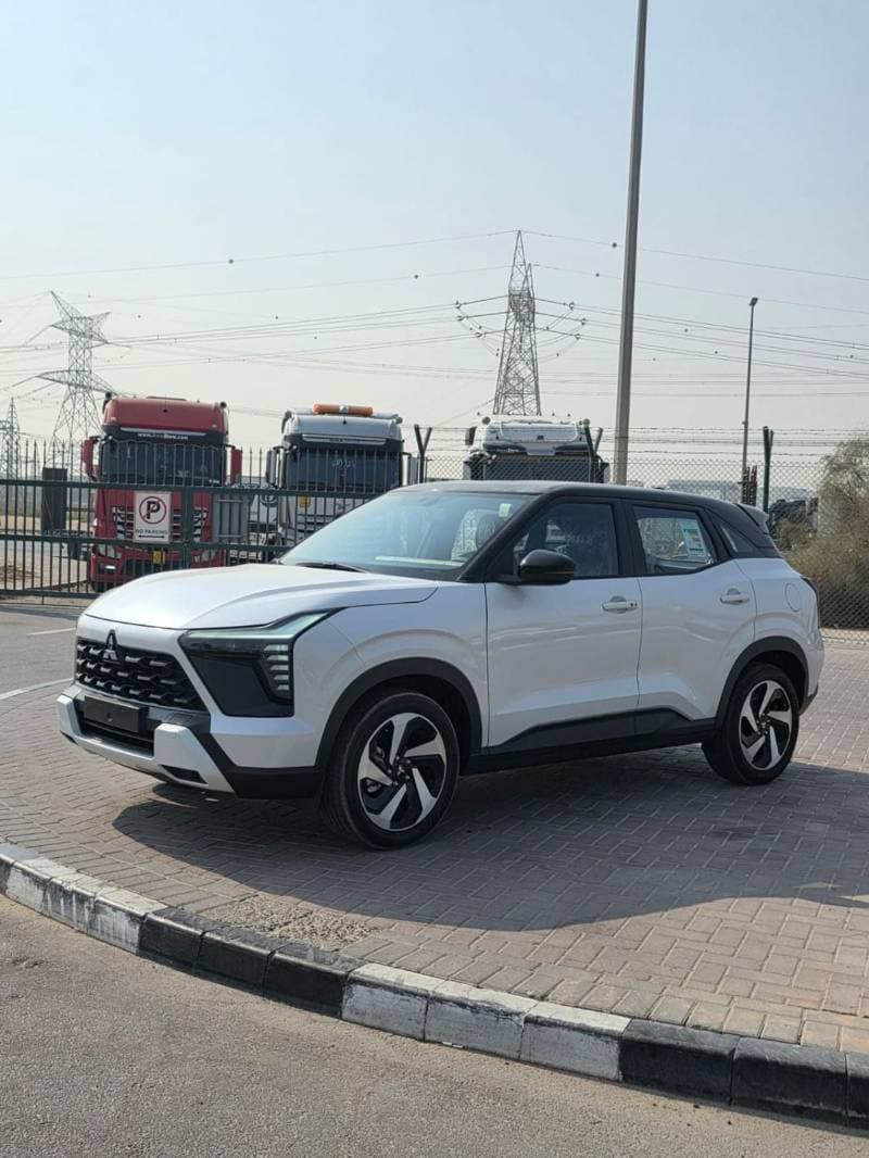 2026 Mitsubishi Xforce thumbnail 2