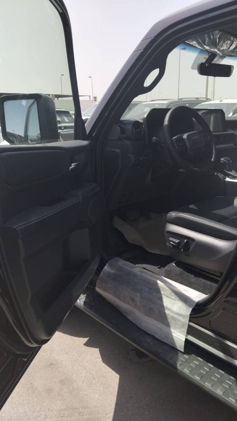 2025 Toyota Prado ADVENTURE thumbnail 3