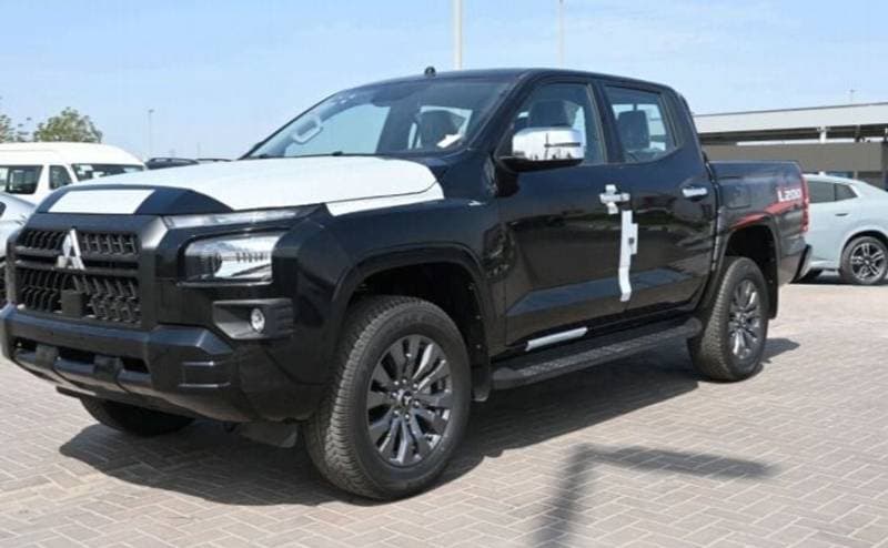 2027 Mitsubishi L200 GL thumbnail 4