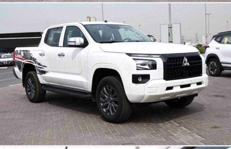 2027 Mitsubishi L200 GL thumbnail 6