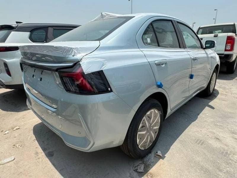 2027 Suzuki Dzire Suzuki dzire GLX 2026 MT thumbnail 4