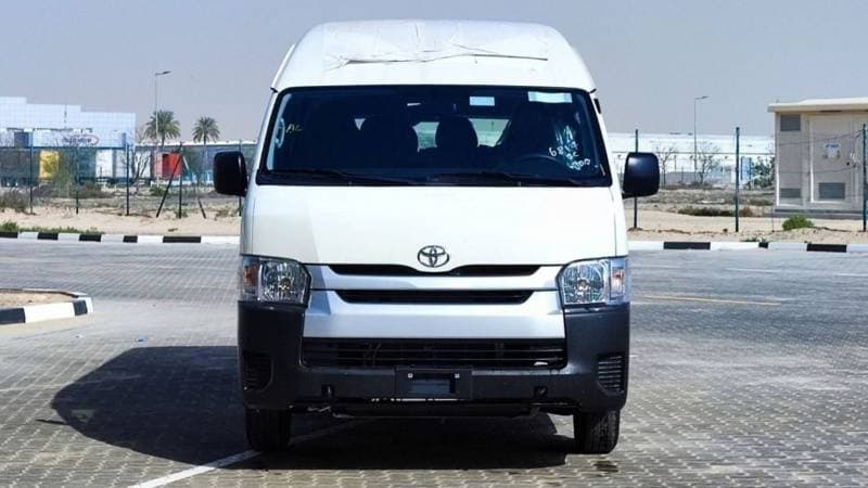 2025 Toyota Hiace DLS STANDARD ROOF thumbnail 6