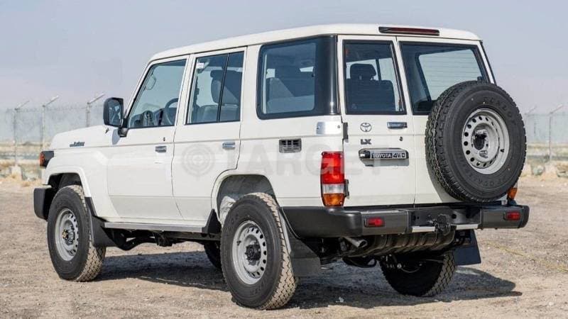 2025 Toyota Land Cruiser 70 LC76 LX thumbnail 5