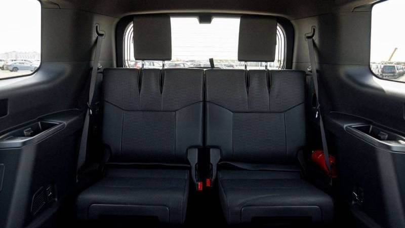 2025 Toyota Prado VXR thumbnail 6