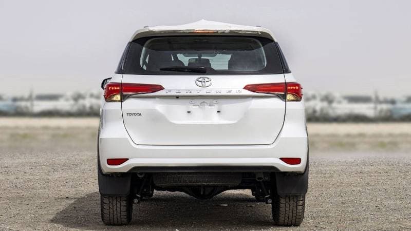2025 Toyota Fortuner EXR thumbnail 4
