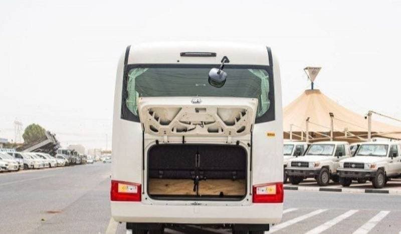2025 Toyota Coaster thumbnail 8