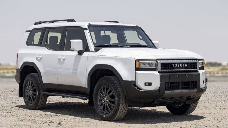 2025 Toyota Prado GXR thumbnail 2