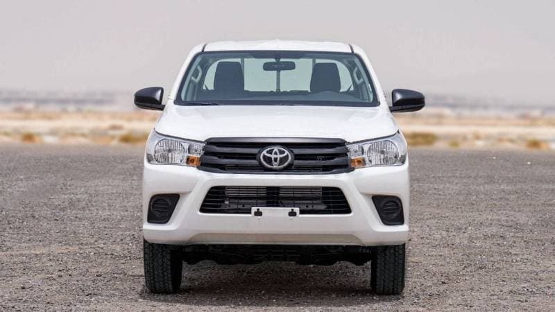 2026 Toyota Hilux GL thumbnail 2