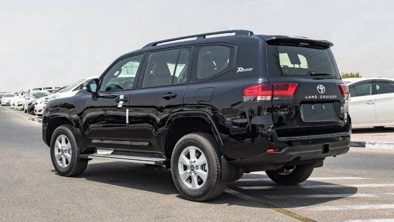 2025 Toyota Land Cruiser GXR thumbnail 3